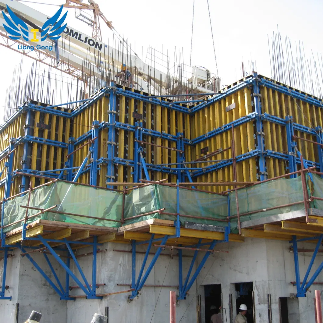 Customized Crane-Lifted Cantilever Climbing Bracket Concrete Retaining Wall Formwork